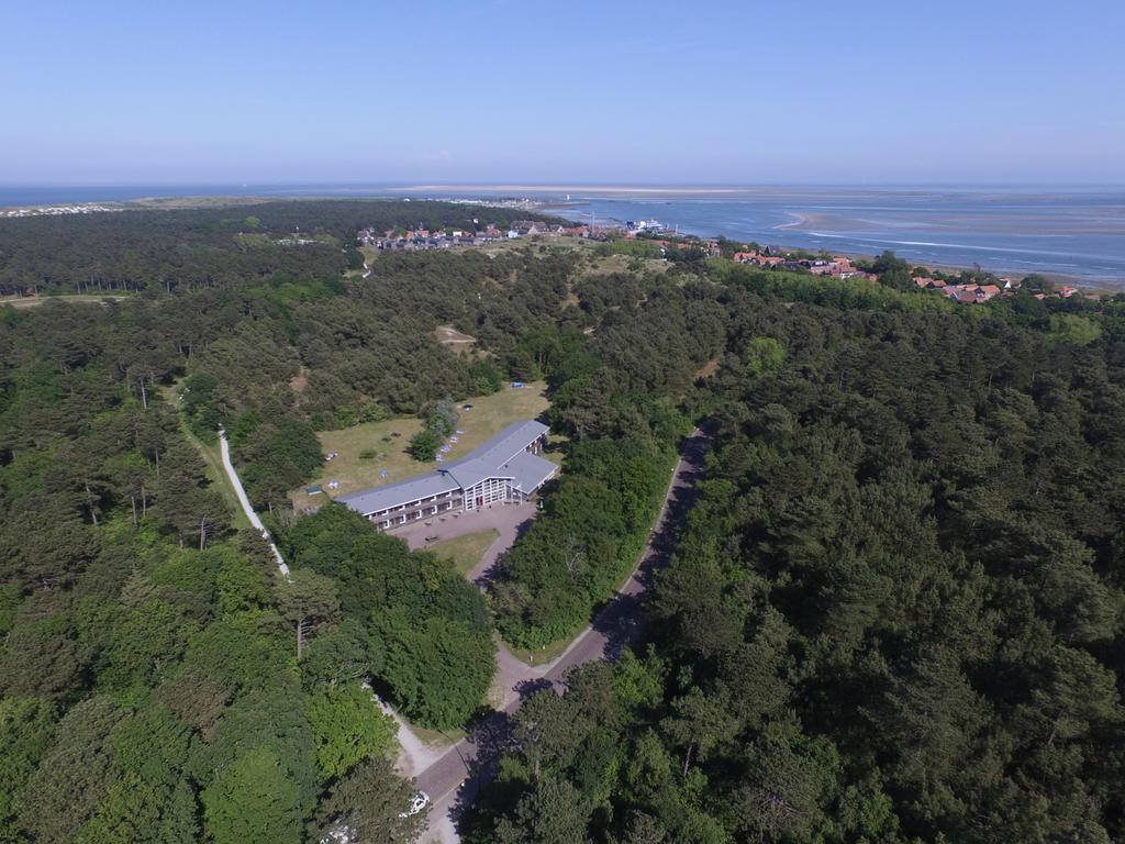 Donia Huys Hotel Vlieland Exterior photo